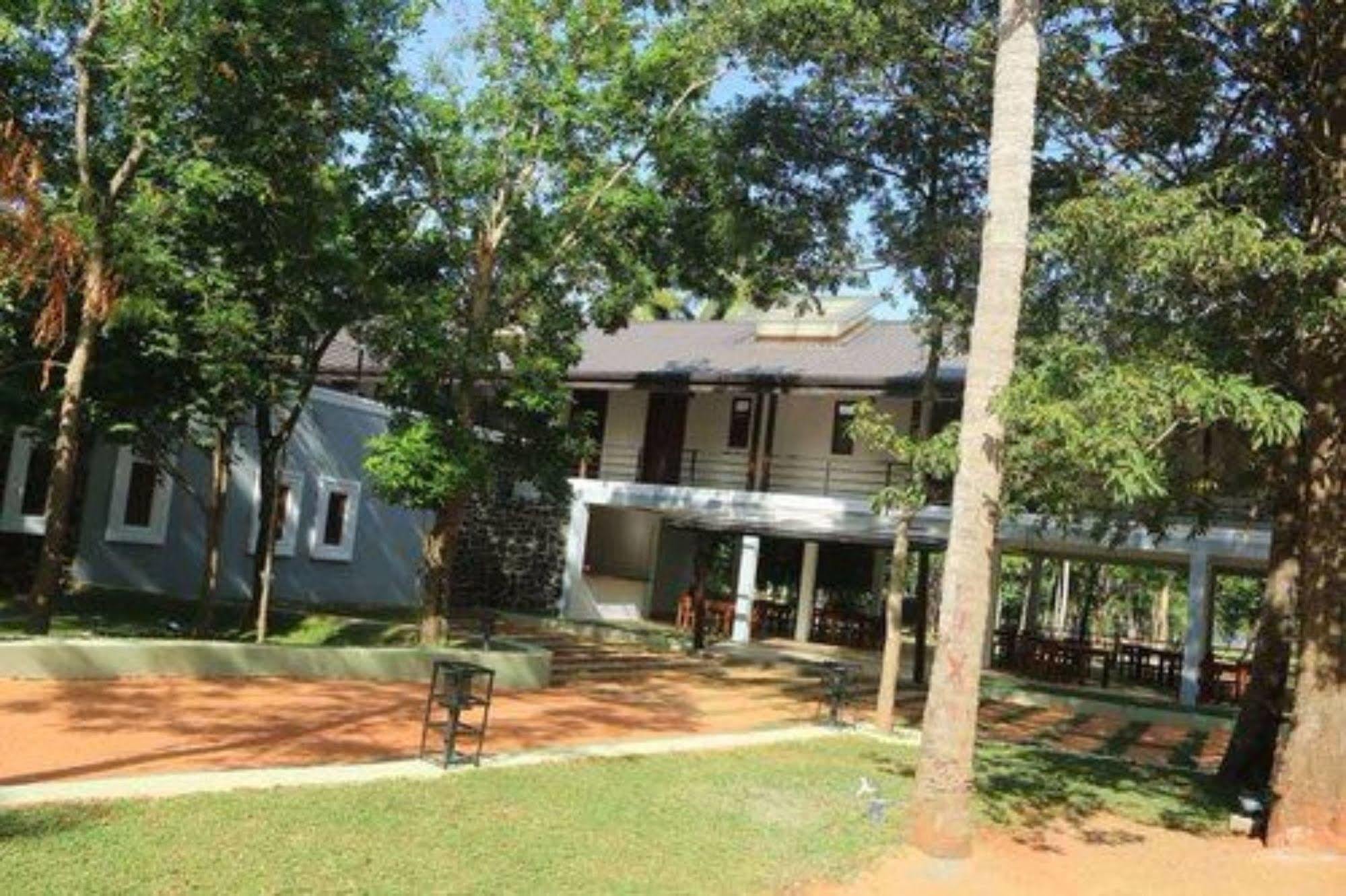 Athena Lake By Seedevi Dambulla Exterior foto